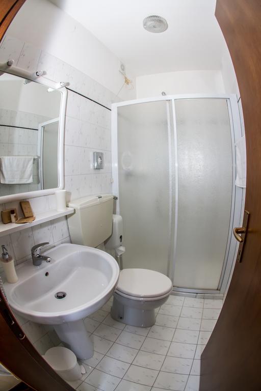 Agriturismo Ca' Alleata Каорле Екстериор снимка