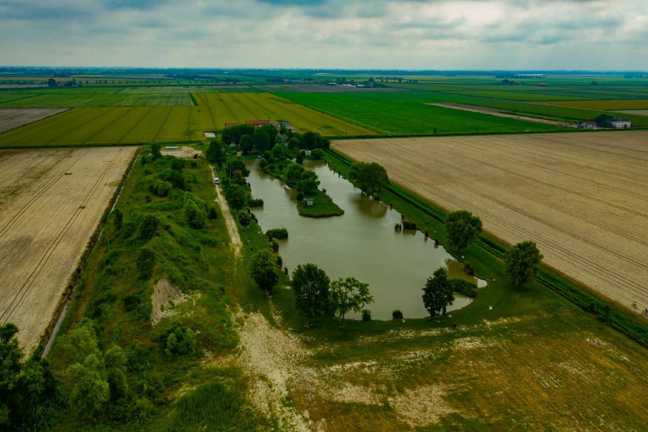 Agriturismo Ca' Alleata Каорле Екстериор снимка